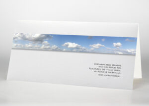 Heller Wolkenhimmel - Trauerkarte Motiv F-03